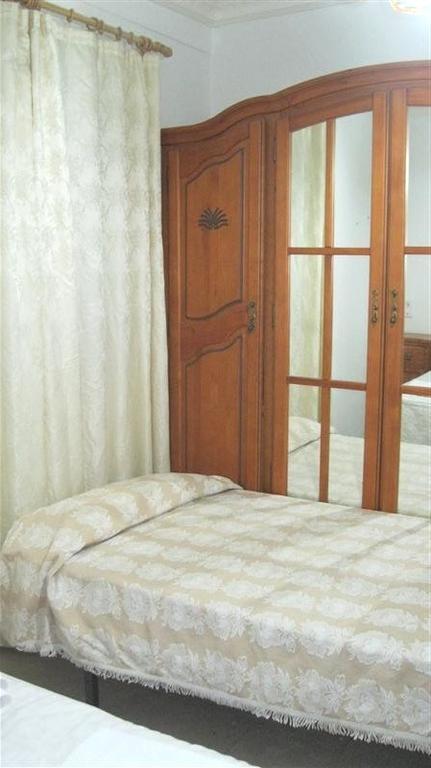 Pension Iglesias ซาราโกซา ห้อง รูปภาพ