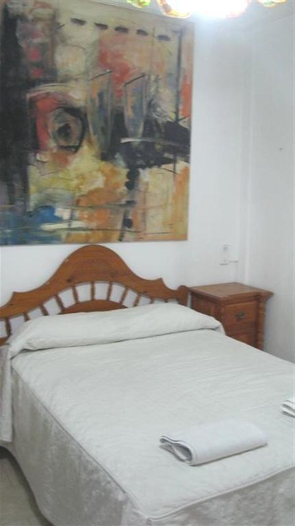 Pension Iglesias ซาราโกซา ห้อง รูปภาพ