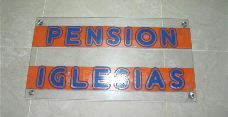Pension Iglesias ซาราโกซา ภายนอก รูปภาพ